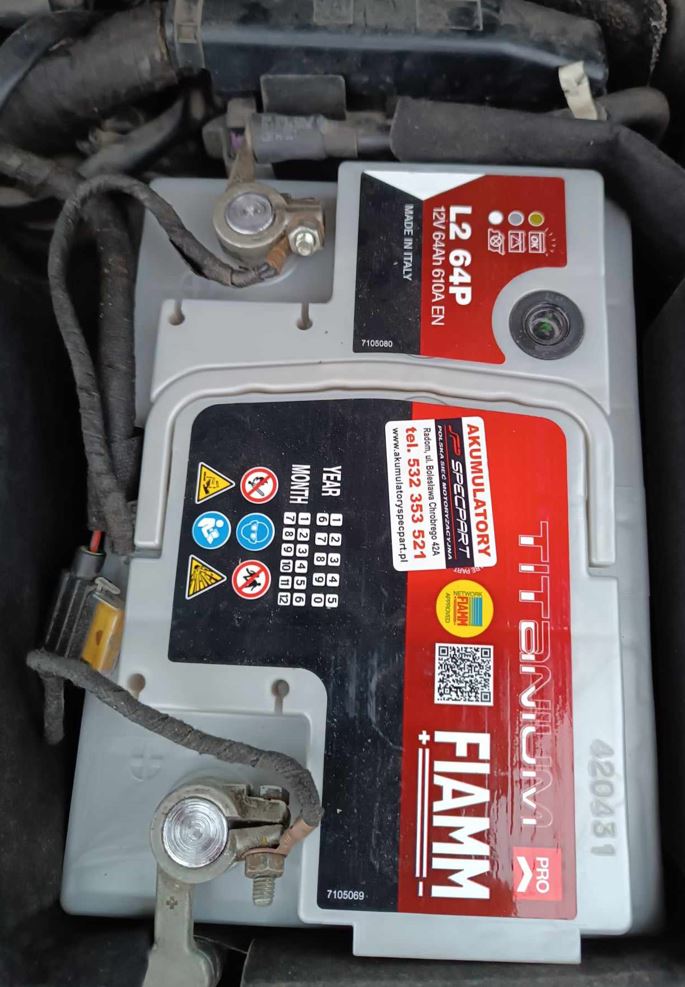 Batterie installée dans Skoda Octavia I 1.6 essence 2006